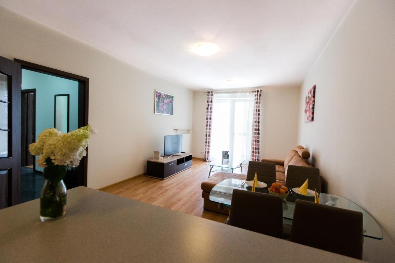 Pcd Aparthotel Wola Βαρσοβία Εξωτερικό φωτογραφία